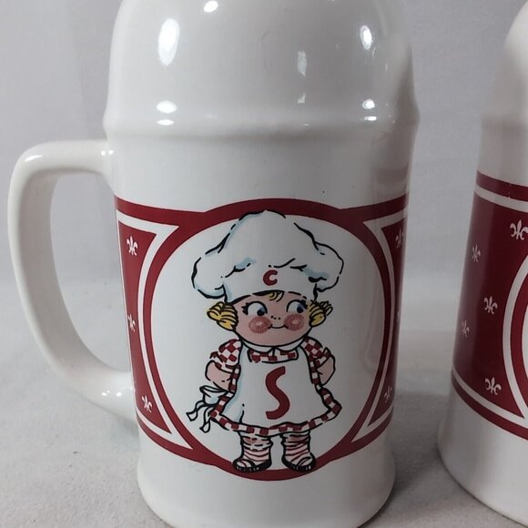 Campbell's Soup 1990 Kids Salt & Pepper Shaker Red White Vintage Ceramic - Picture 8 of 11